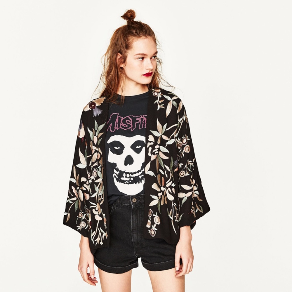 Embroidered kimono jacket